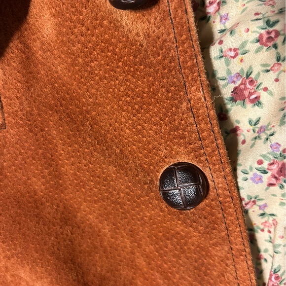 Wilson’s leather suede jacket size XL. Fits more like Large. - Picture 4 of 9